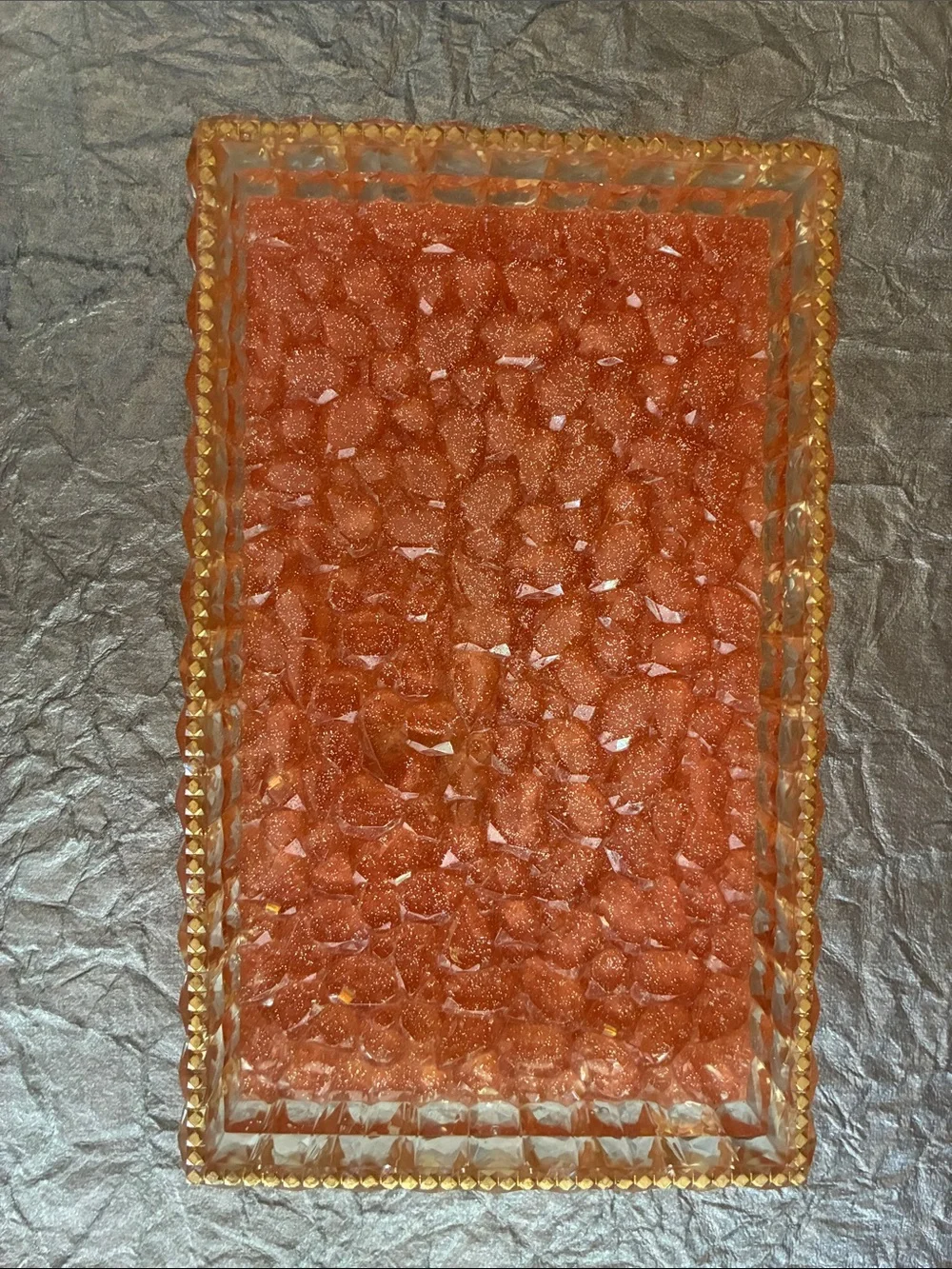 Textured Tray Mold - white